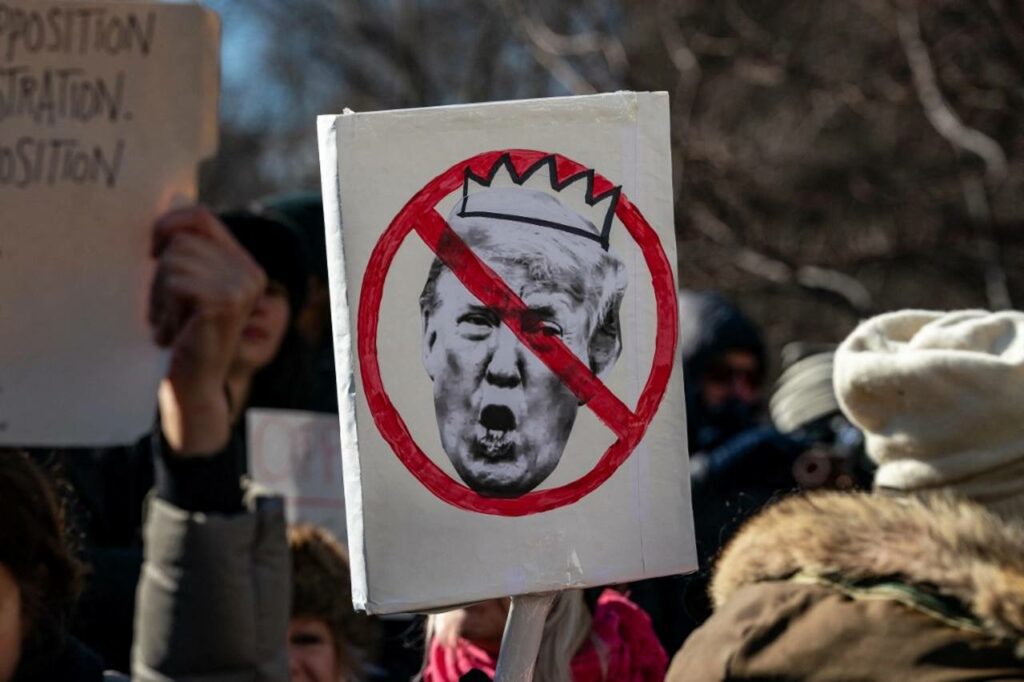 Протести охопили США після нових рішень Трампа і Маска